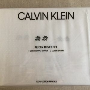 Calvin Klein B&W Cotton Percale Queen Duvet Cover Rose Print